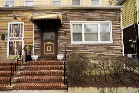 Multifamily For Sale - 80-33 90th Road<br/> Woodhaven, NY 11421