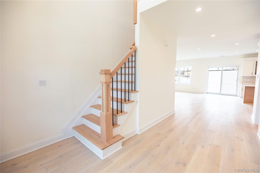 Photo of 2910 Yale Place, Baldwin, NY 11510 (MLS # 960316)