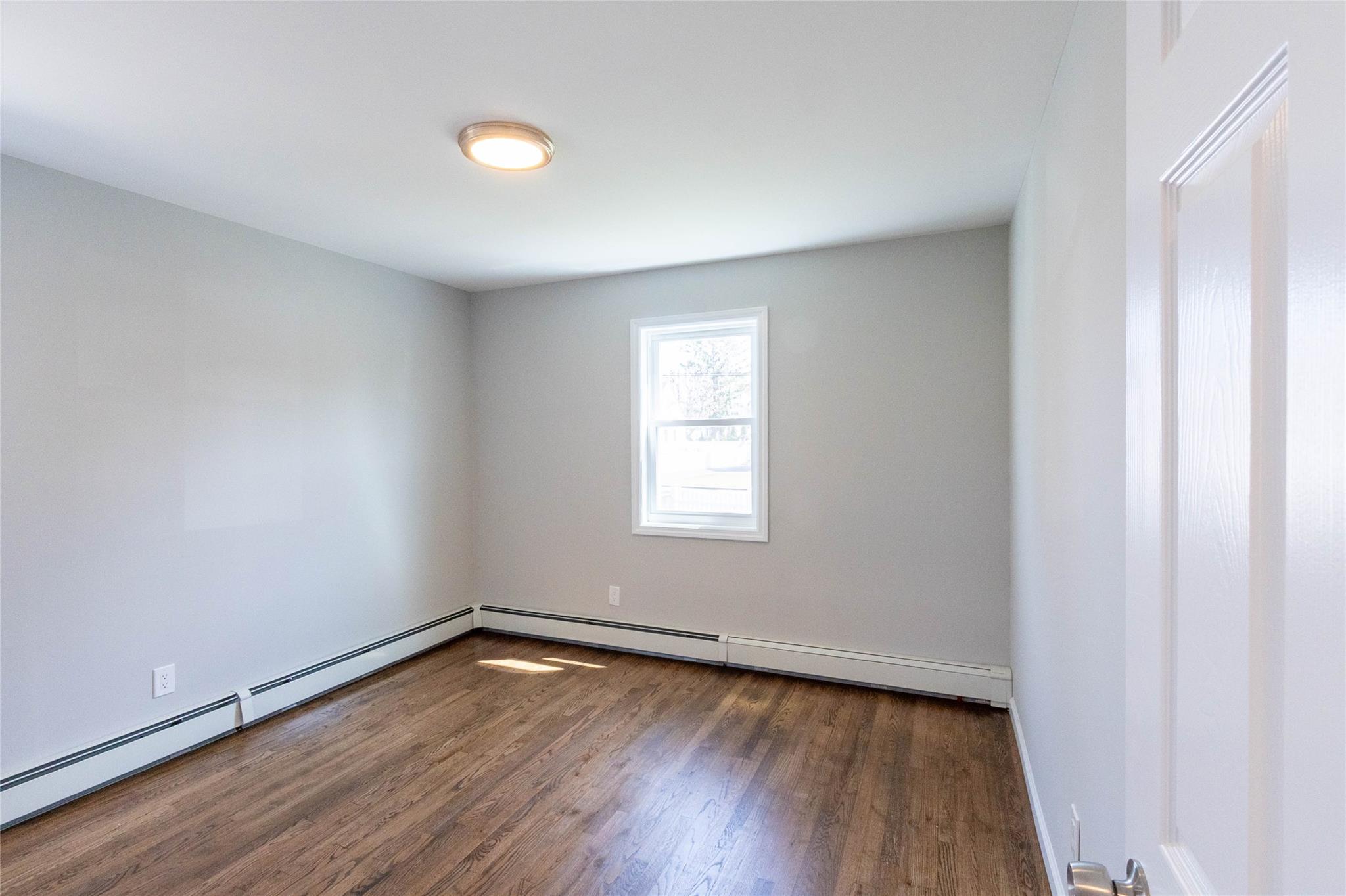 33 Veronica Lane, North Babylon, New York image 24