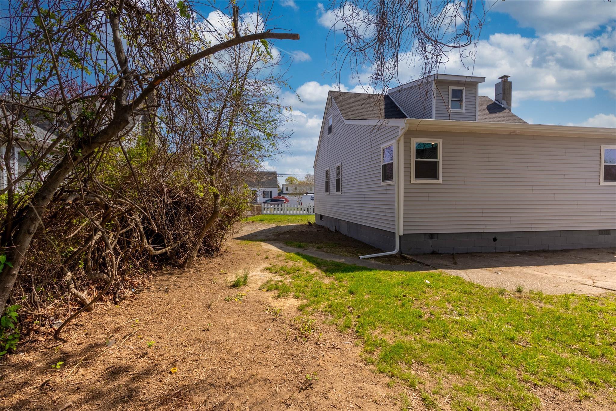 33 Veronica Lane, North Babylon, New York image 8