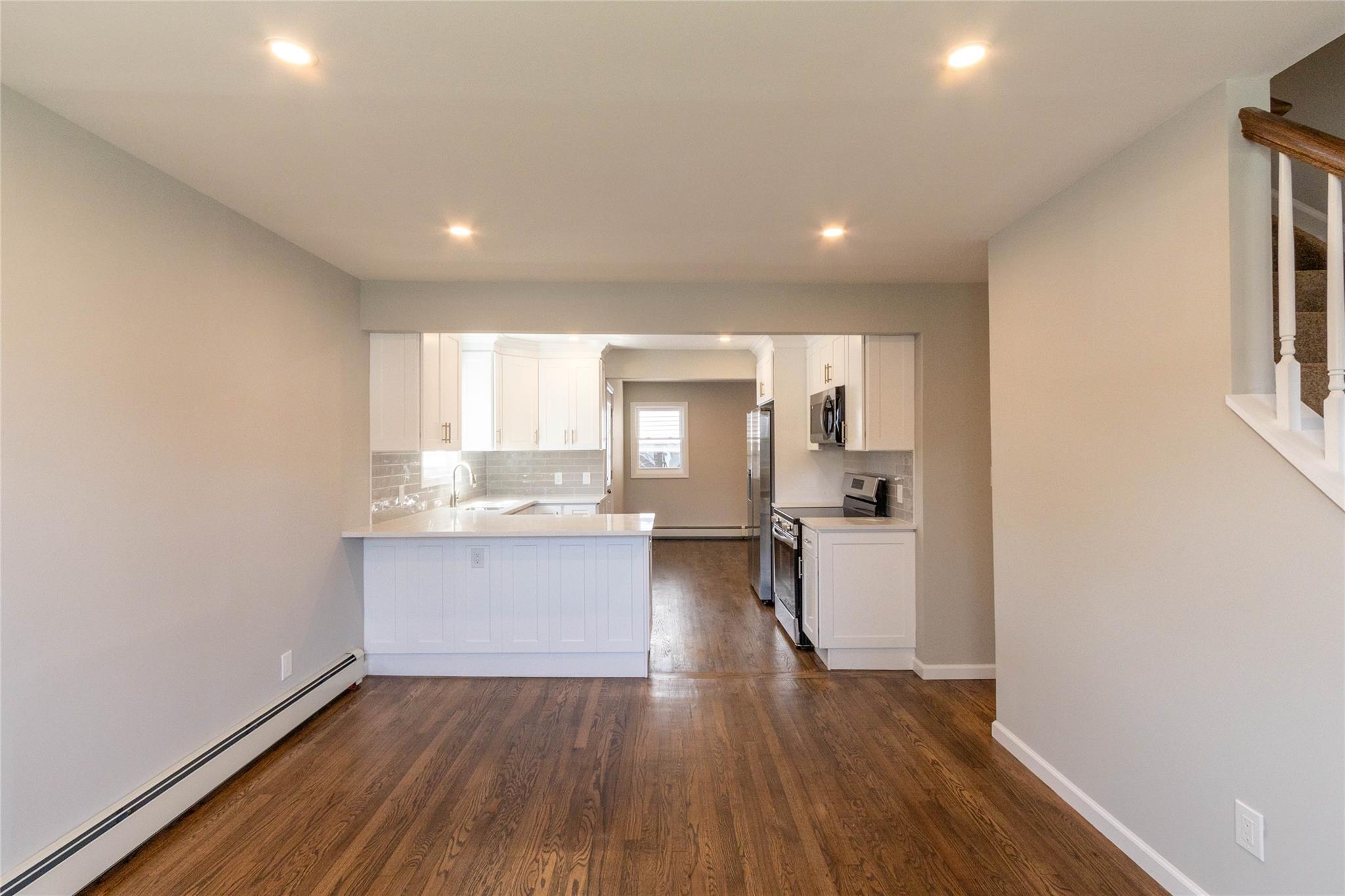 33 Veronica Lane, North Babylon, New York image 18