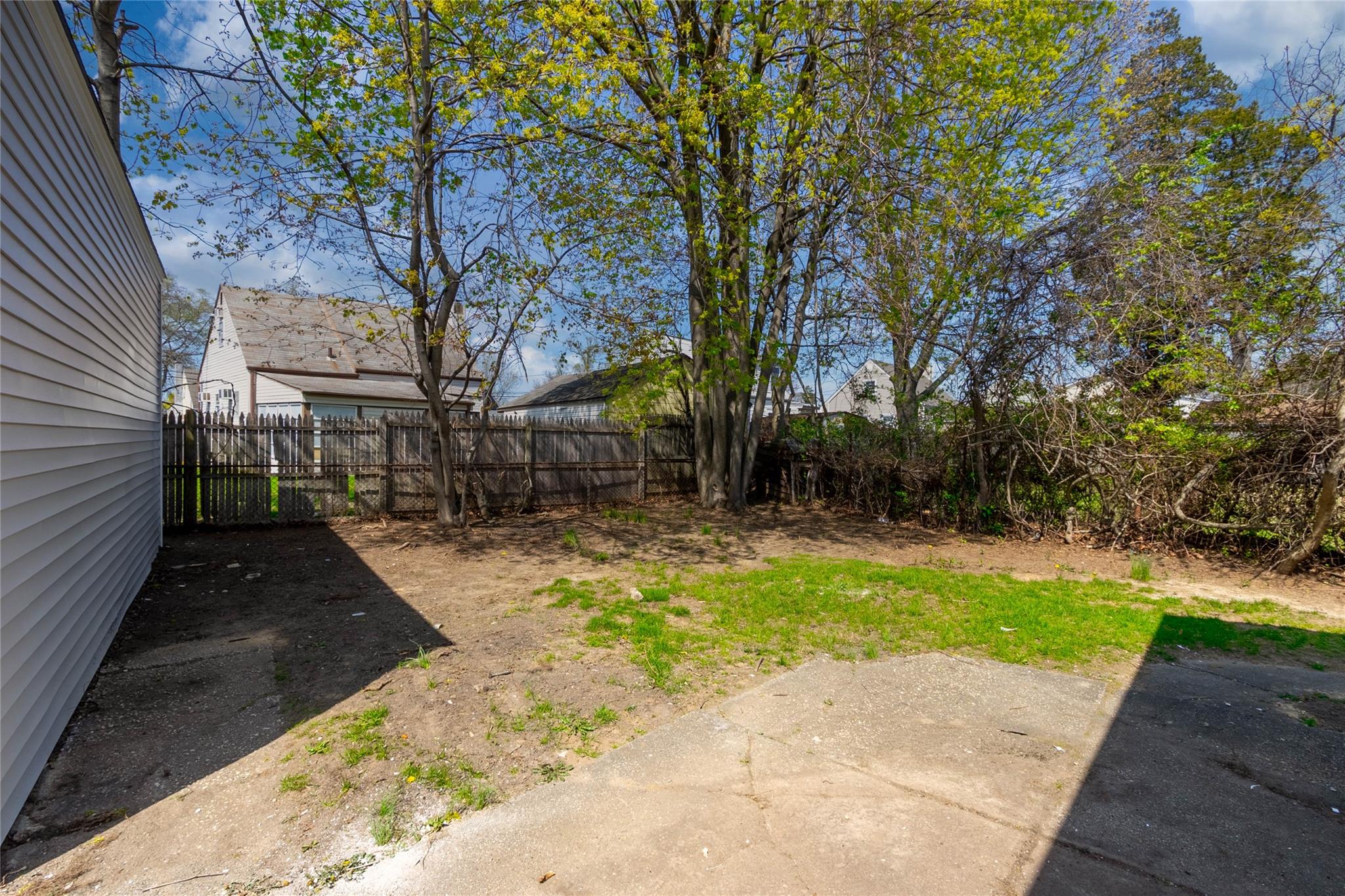 33 Veronica Lane, North Babylon, New York image 6