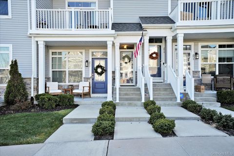 Condo For Sale - 272 Silver Timber Drive<br/> Yaphank, NY 11980