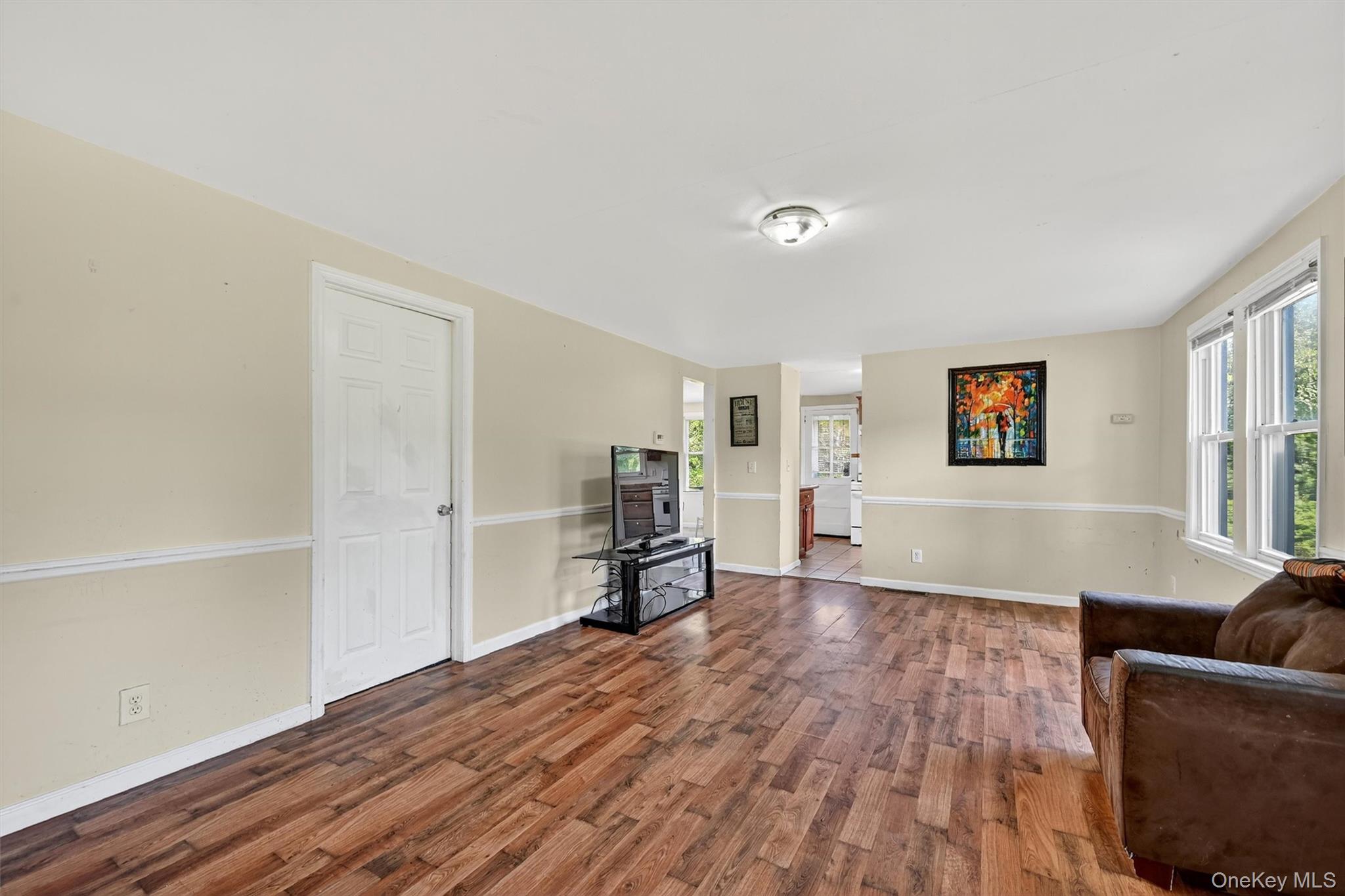 1538 Route 211 W