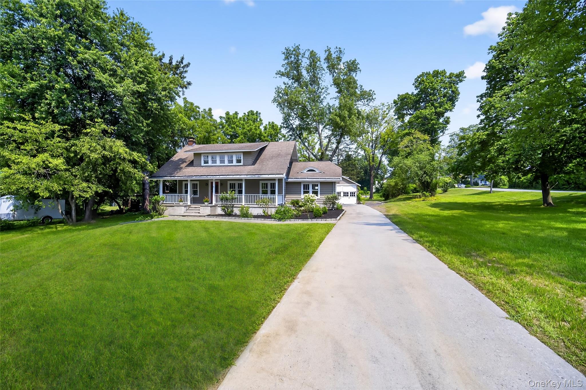 Beacon, New York 12508, United States, 5 Bedrooms Bedrooms, ,3 BathroomsBathrooms,Residential,Active,188865