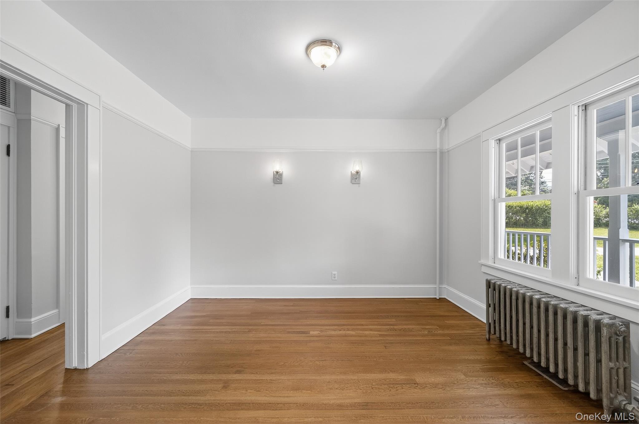 Beacon, New York 12508, United States, 5 Bedrooms Bedrooms, ,3 BathroomsBathrooms,Residential,Active,188865