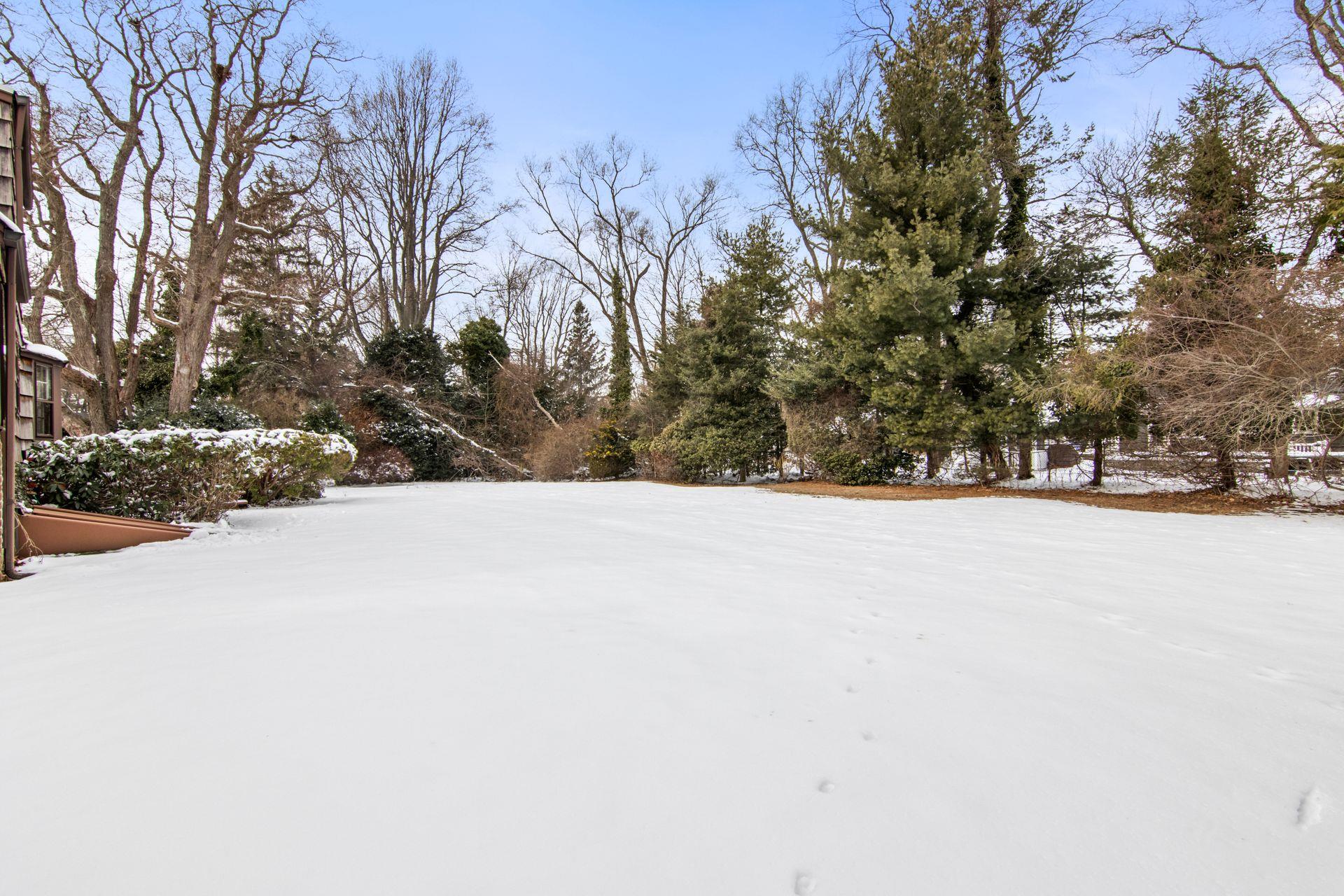 34 Conscience Circle, Setauket, New York image 18