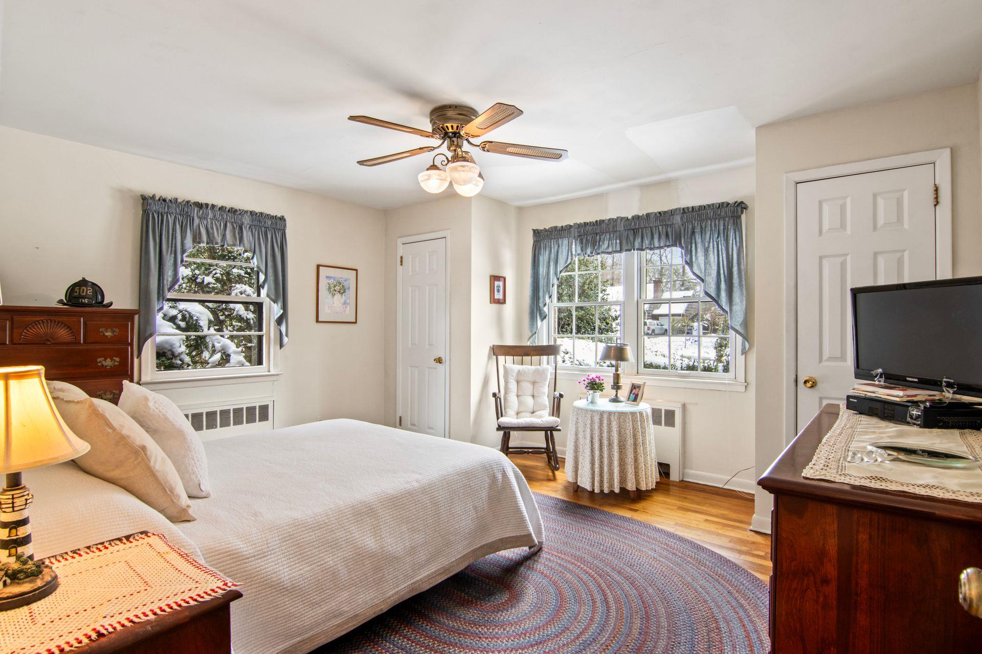 34 Conscience Circle, Setauket, New York image 13