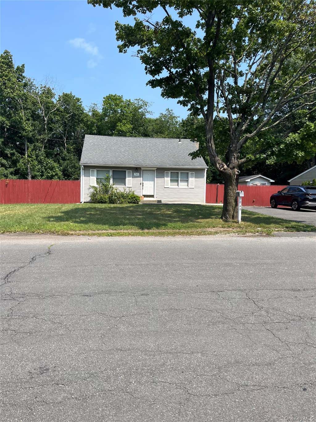 Photo of 949 Taylor Avenue, East Patchogue, NY 11772 (MLS # 1034333)