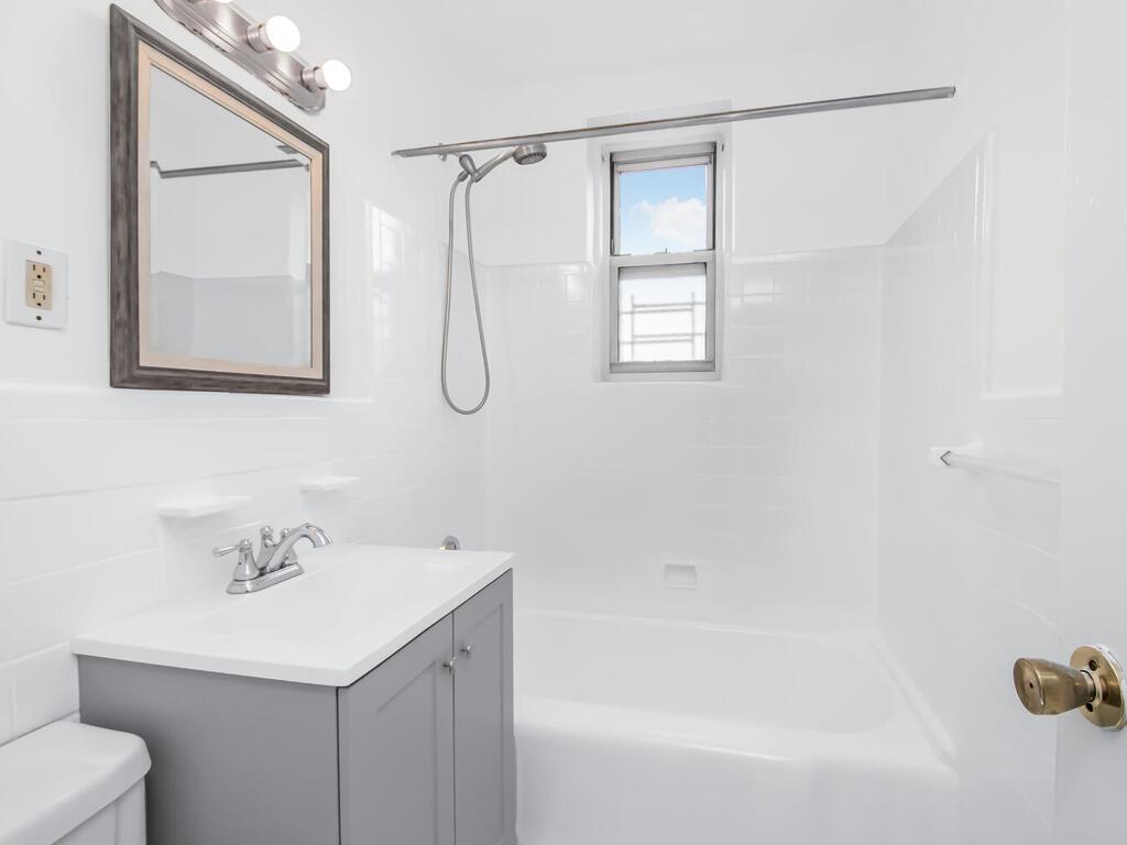 5614 Netherland Avenue #4C, Bronx, Florida image 8
