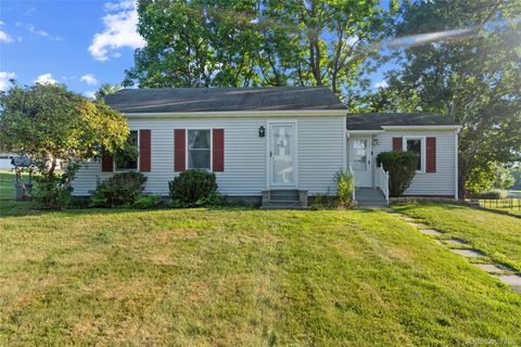 Homes For Sale - 51 Mills Road<br/> Orange County, Walden, NY 12586
