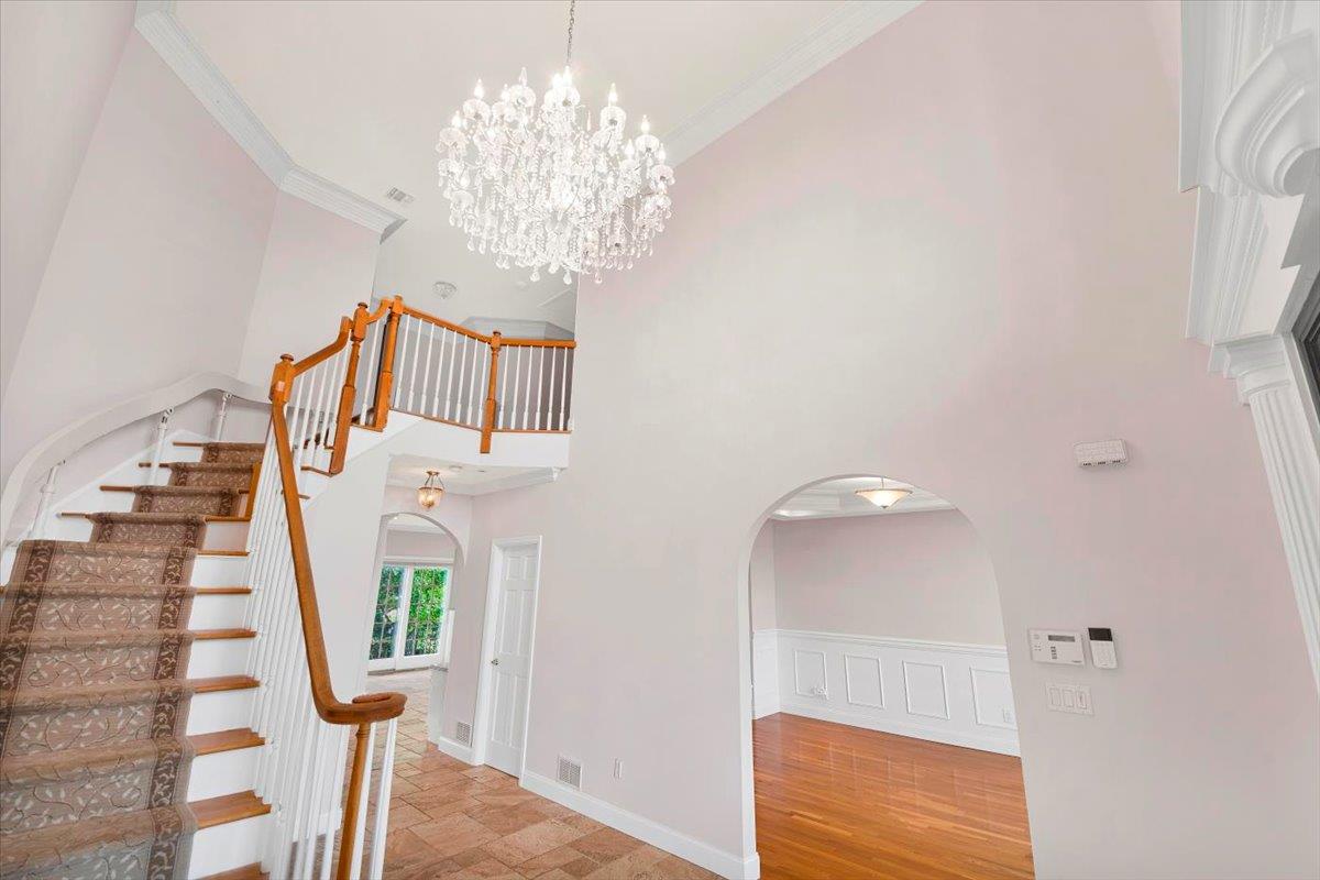 8 Shore Club Drive, New Rochelle, New York image 18