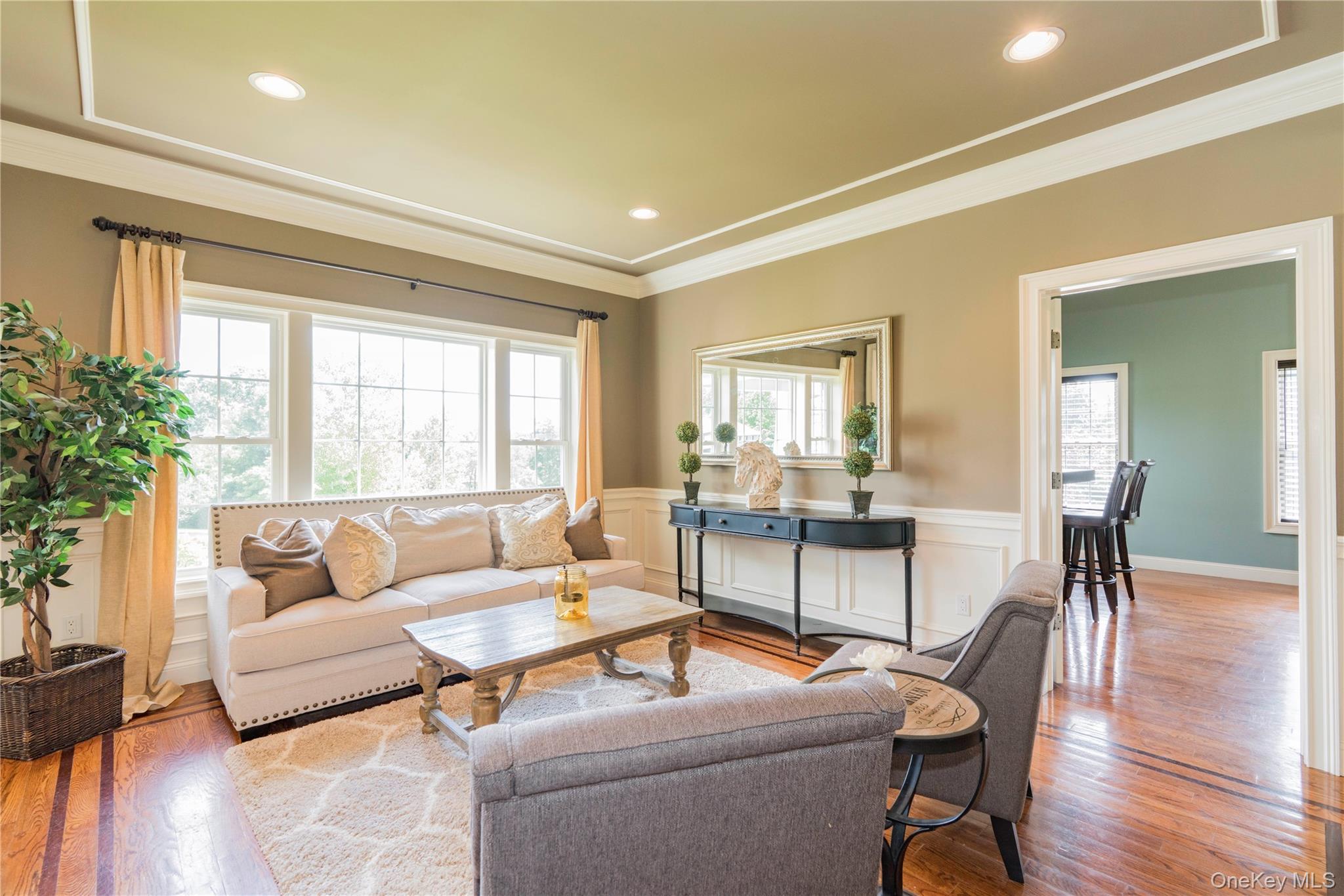 102 Caties Way