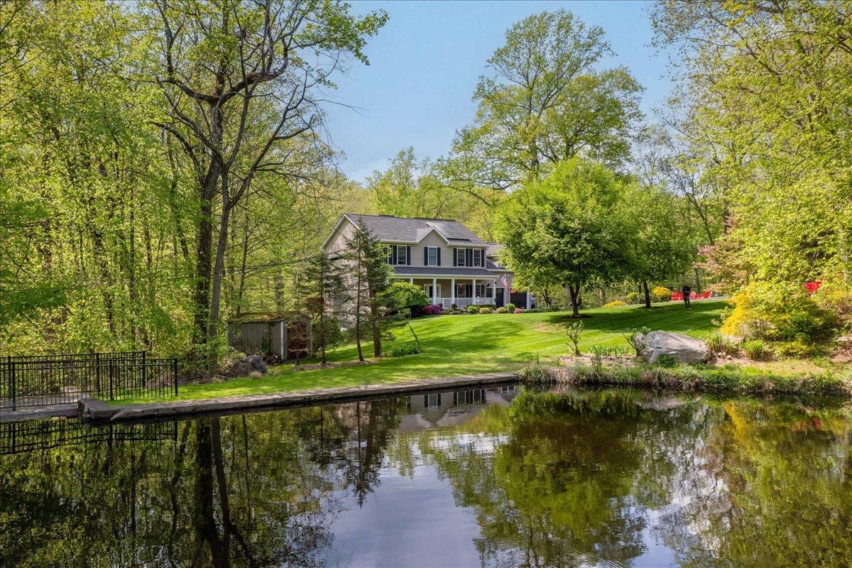 6 W Causeway Cswy, Cortlandt Manor, New York image 4