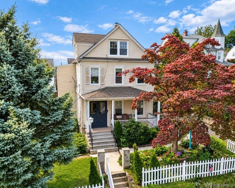 Multifamily For Sale - 108 Soundview Street<br/> Westchester County, Port Chester, NY 10573