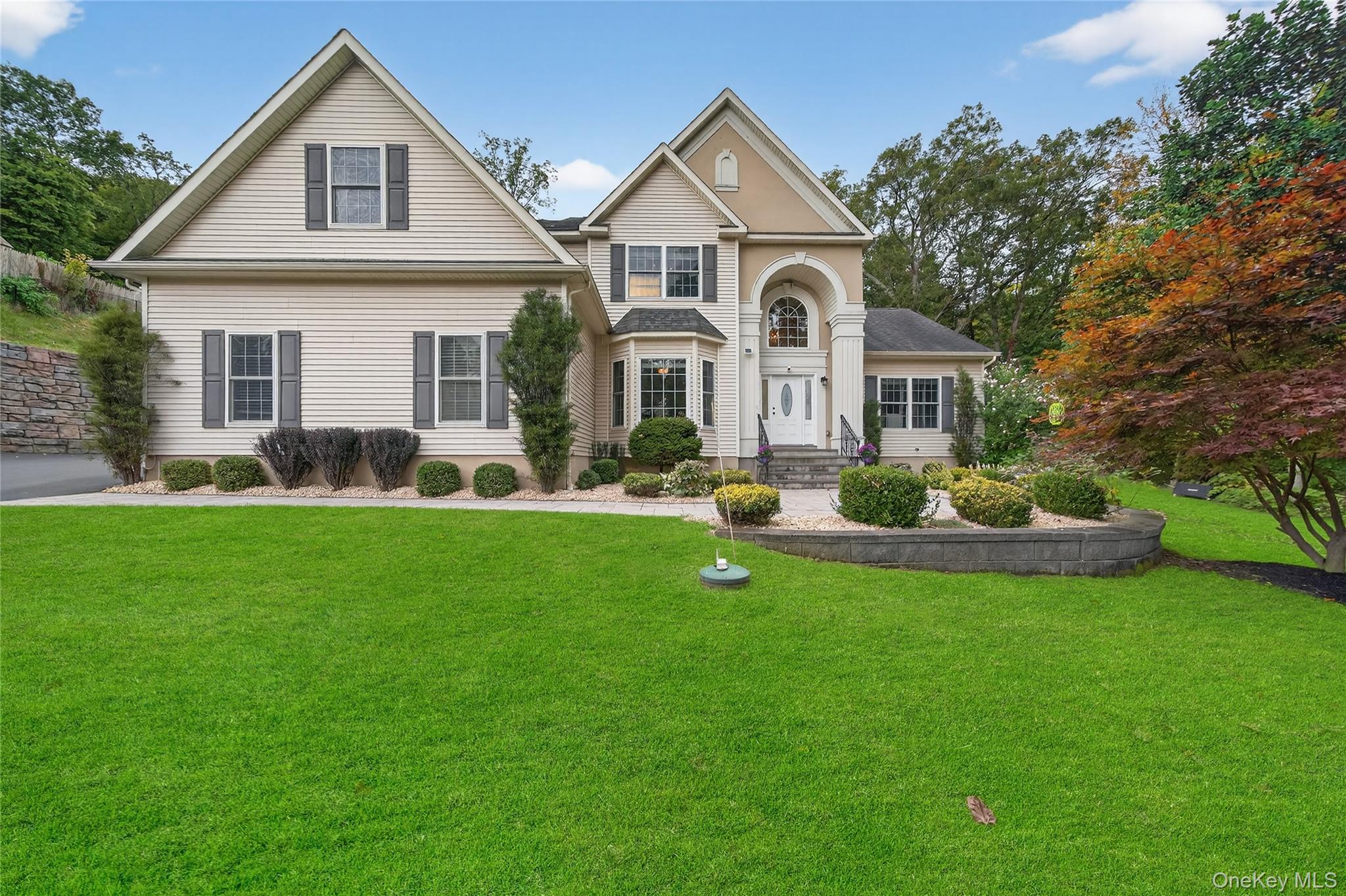 2 Pond Ridge Crossing