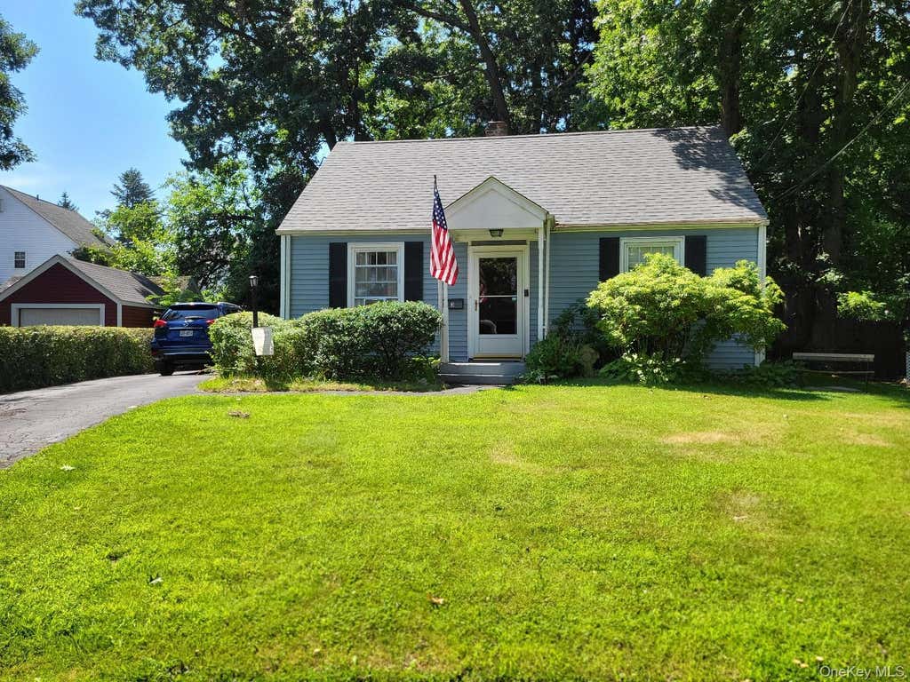 Photo of 3 Vanamee Street, Newburgh, NY 12550 (MLS # 1034149)
