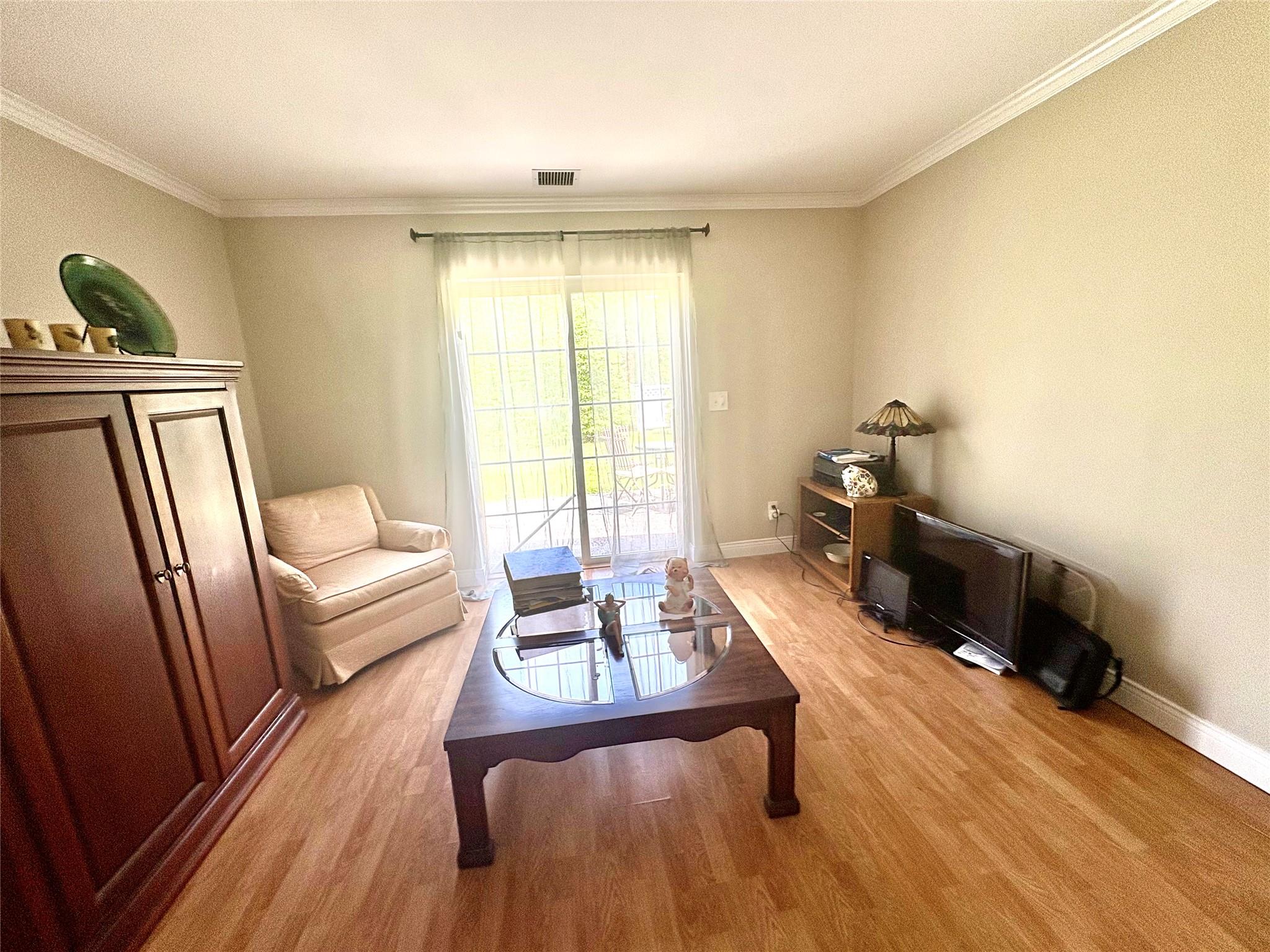 12 Orange Tree Ct, Manorville, New York image 8
