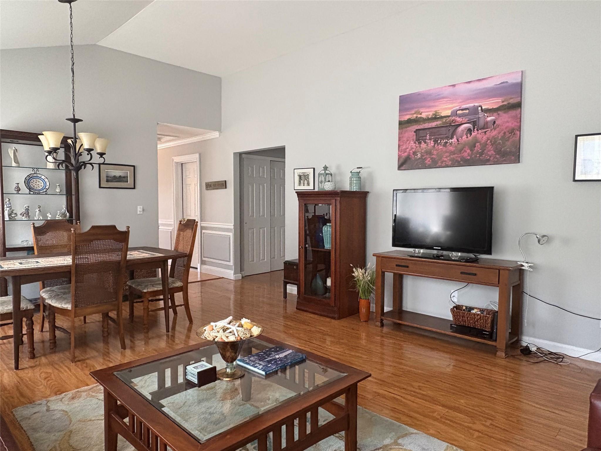 12 Orange Tree Ct, Manorville, New York image 7