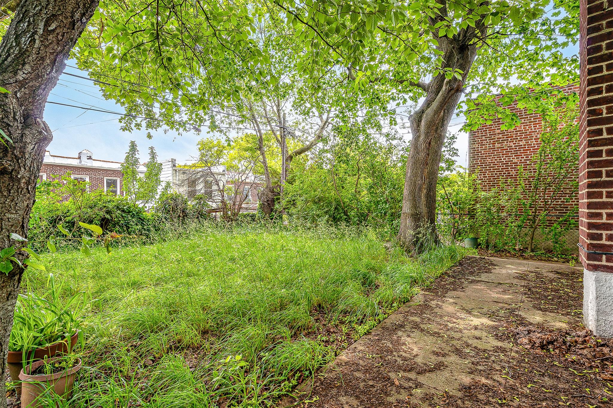85-82 66th Road, Rego Park, New York image 30
