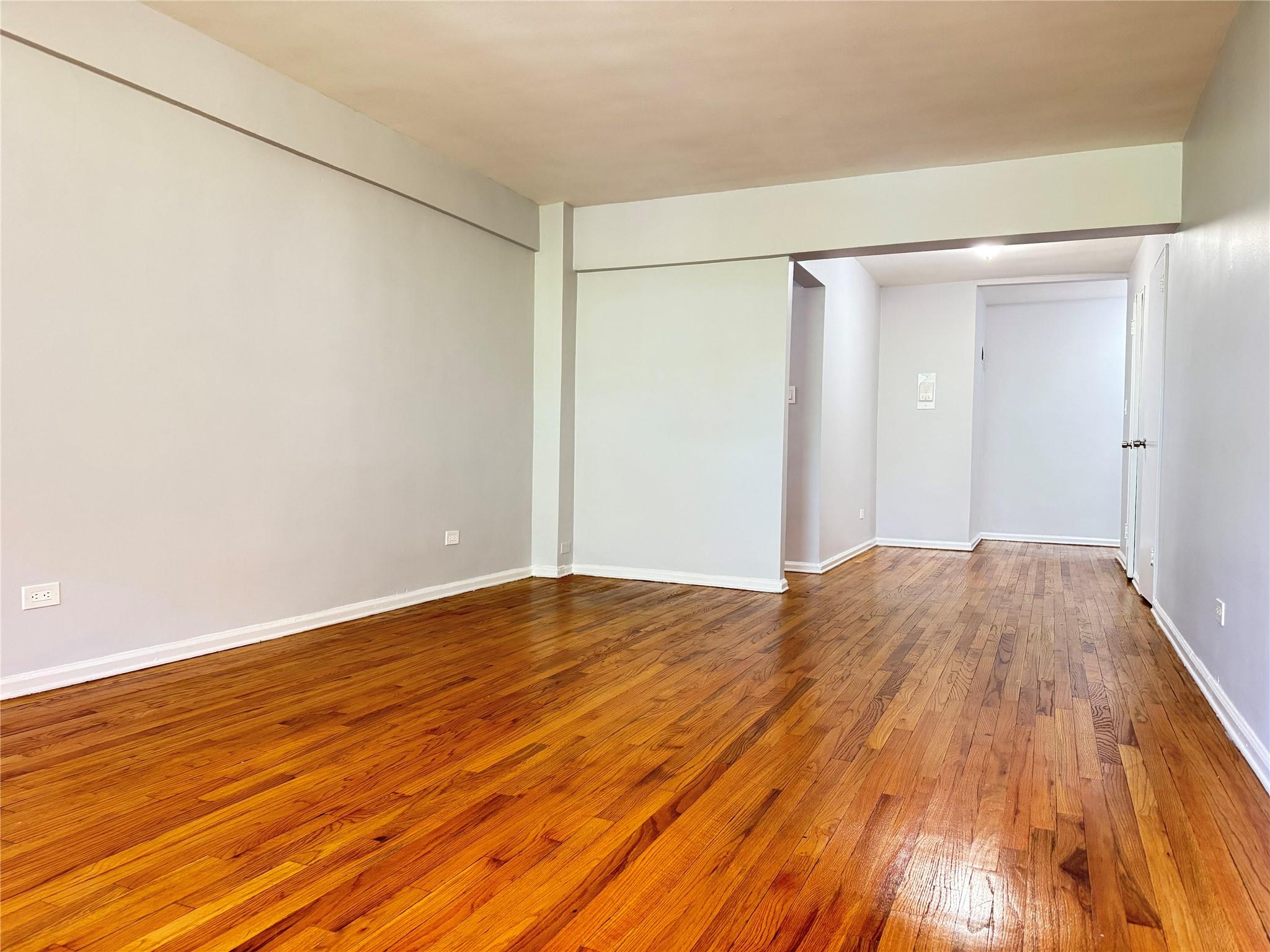 60-11 Broadway #4C, Woodside, New York image 11