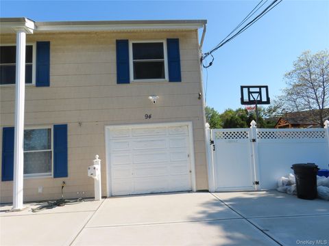 Apartment For Rent - 94 Neptune Avenue<br/> West Babylon, NY 11704