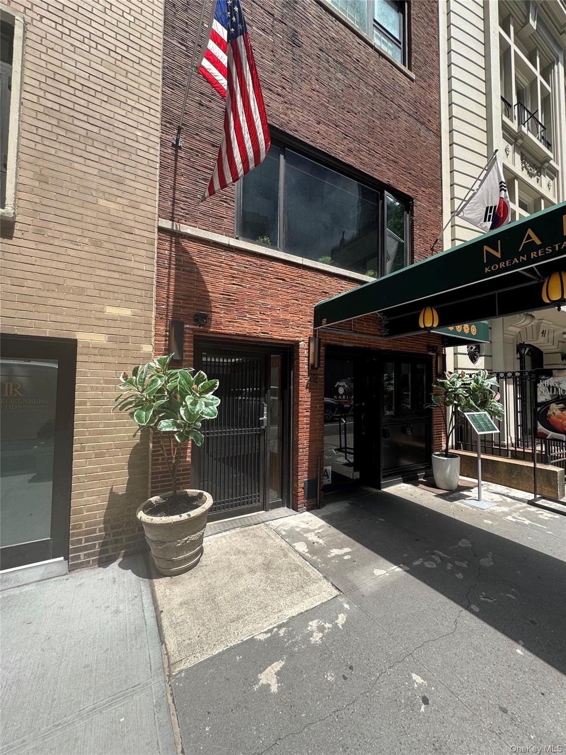 43 W 54th Street