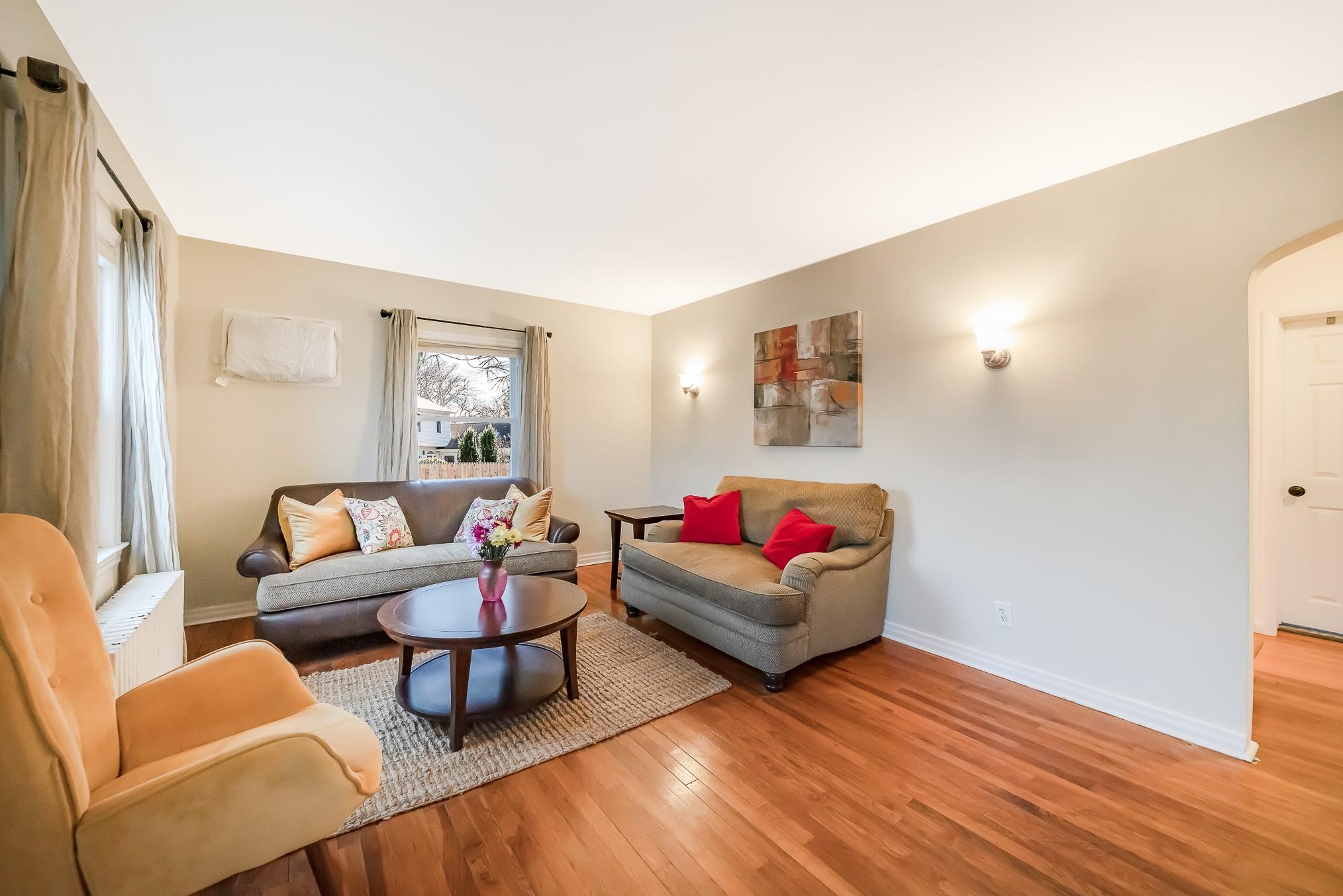 11 Deauville Parkway, Lindenhurst, New York image 10
