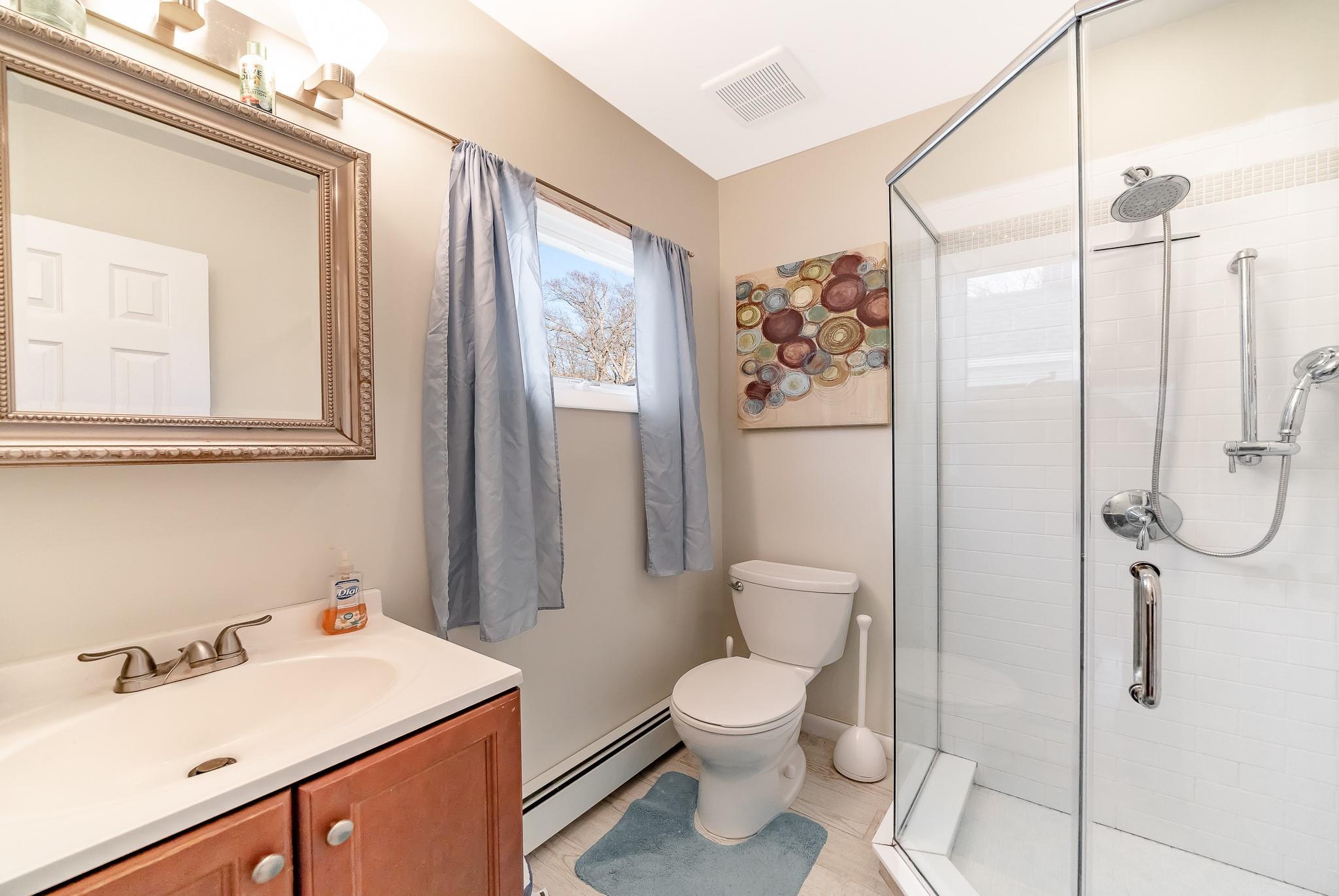 11 Deauville Parkway, Lindenhurst, New York image 21