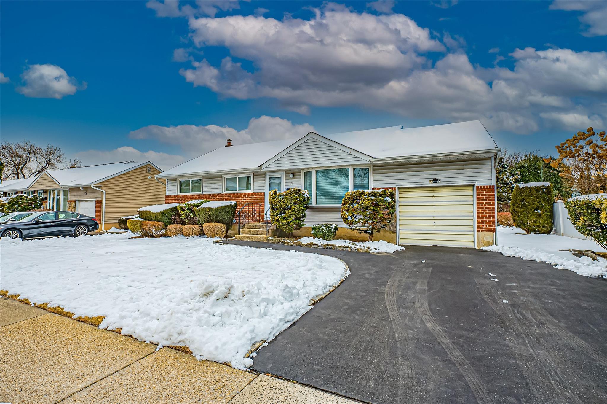 51 Kalda Lane, Plainview, New York image 10