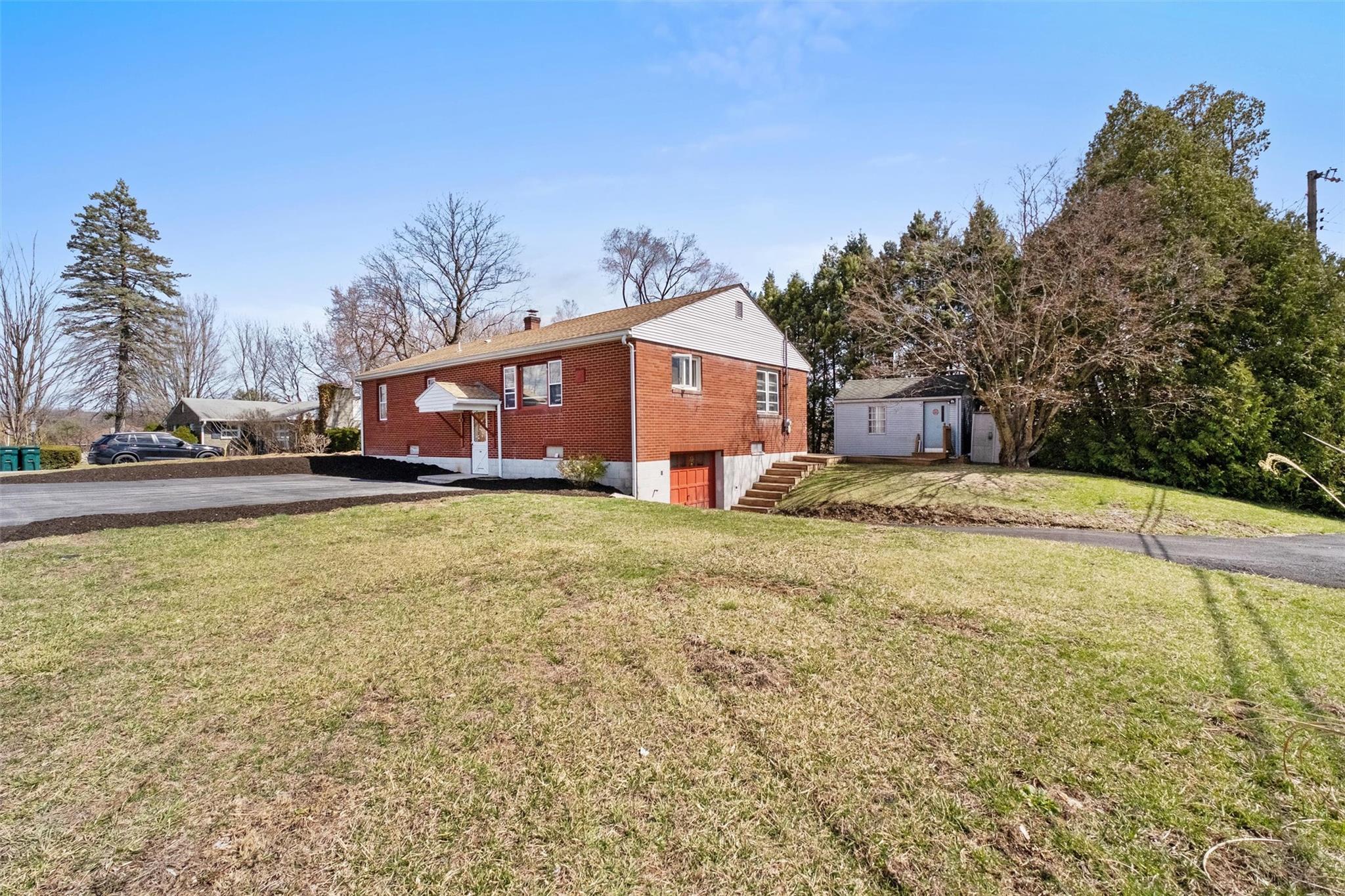 16 Mahoney Road, Marlboro, New York image 1