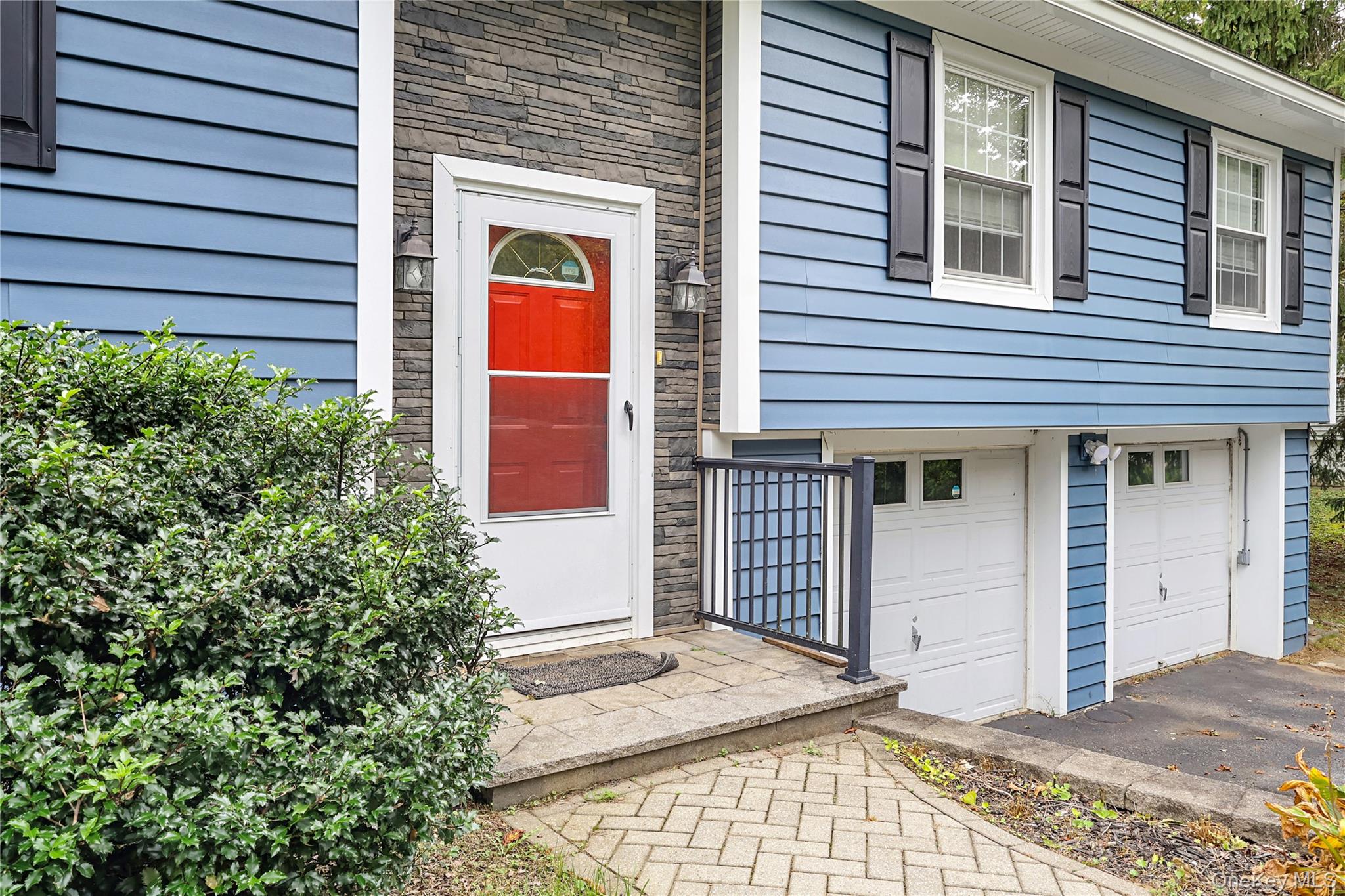 545 N Quaker Lane