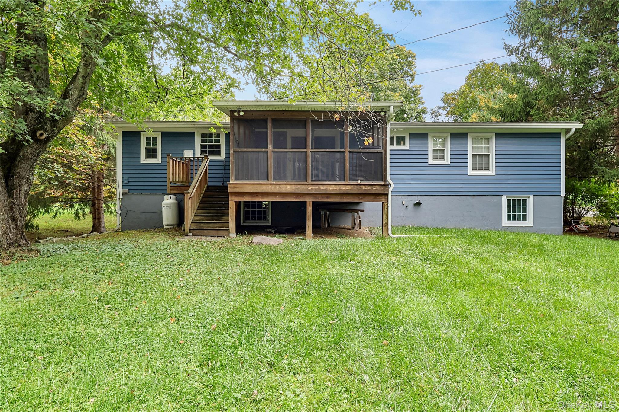545 N Quaker Lane