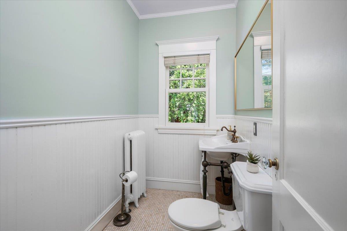 35 Mayhew Avenue, Larchmont, New York image 15