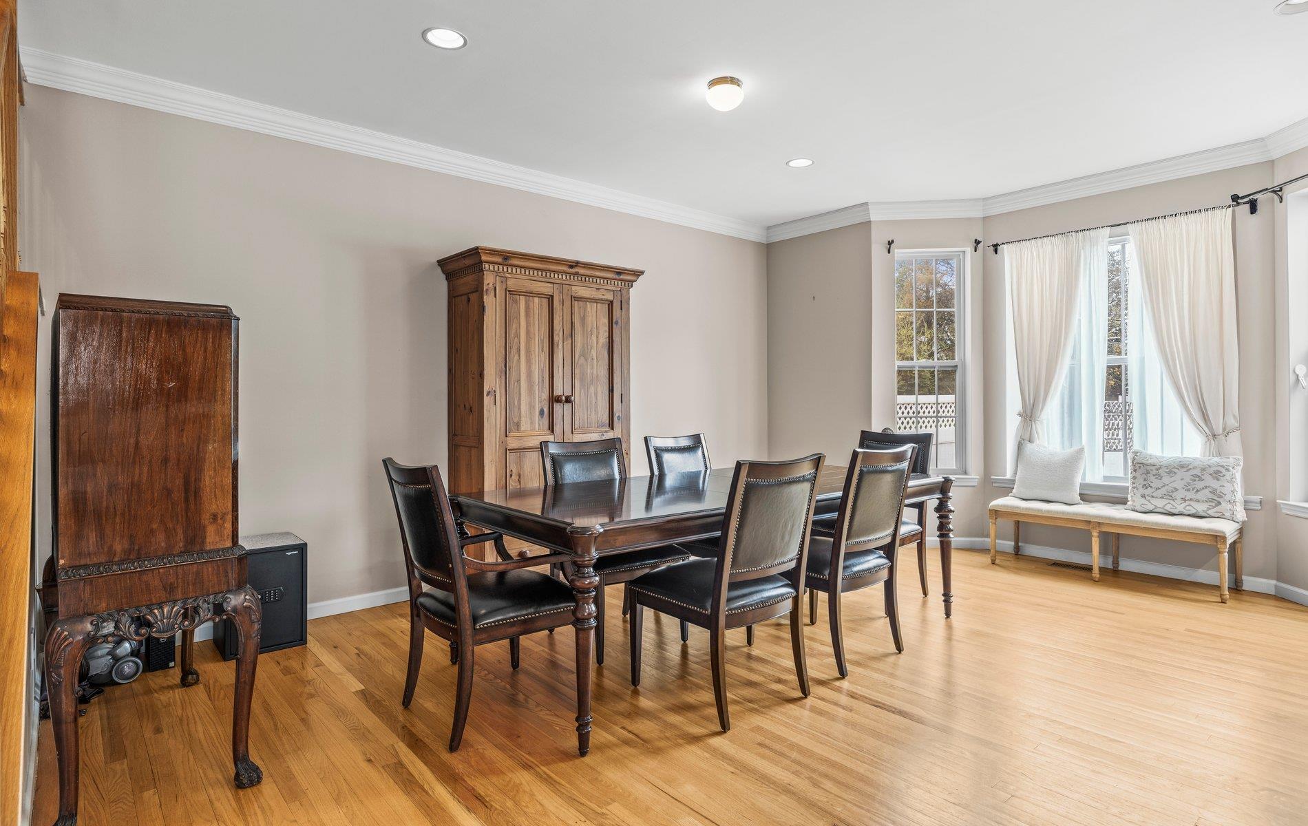 224 Rivendell Court, Melville, New York image 10