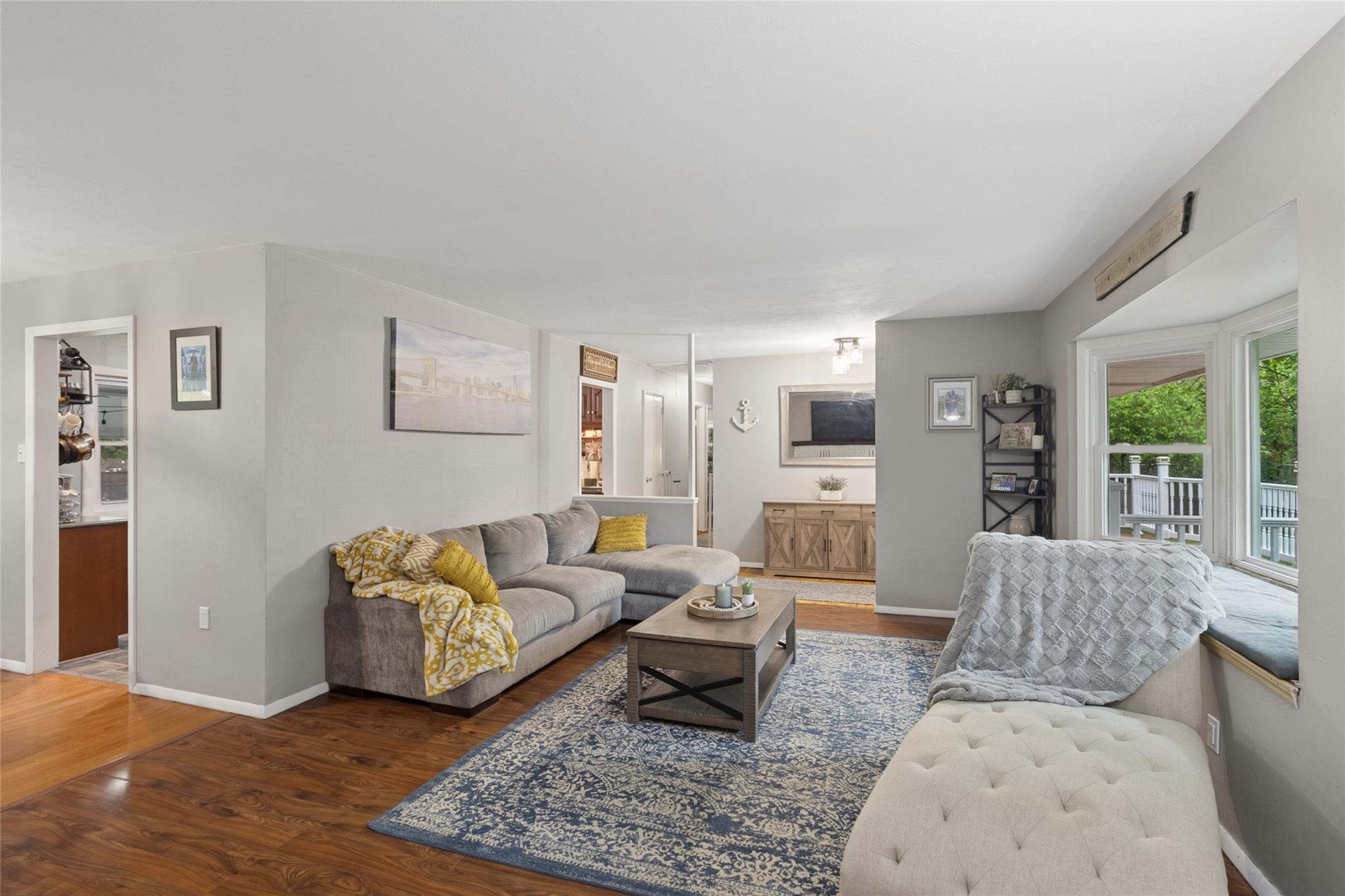 1 Arnold Court, Port Jefferson Station, New York image 17