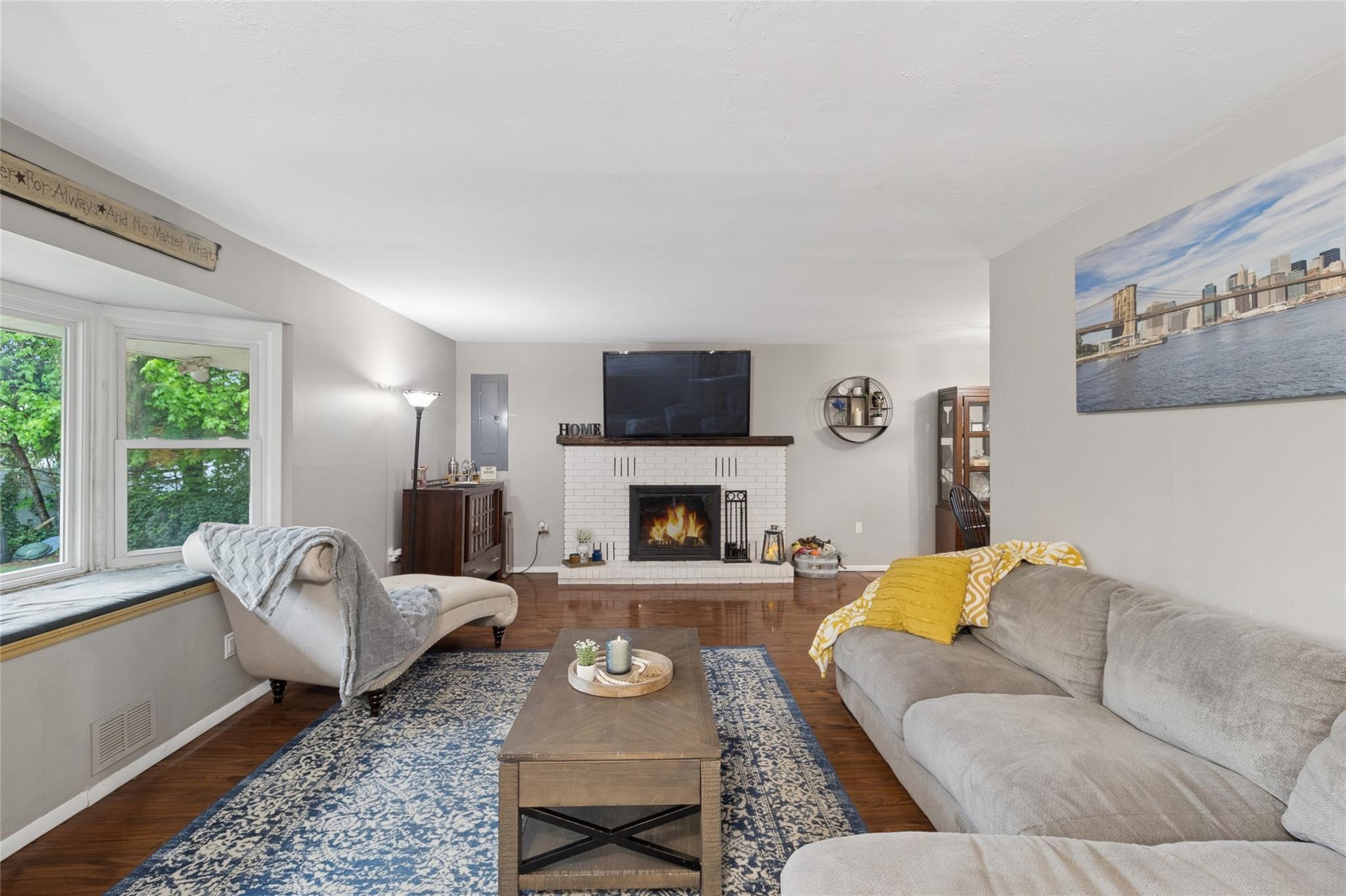 1 Arnold Court, Port Jefferson Station, New York image 13