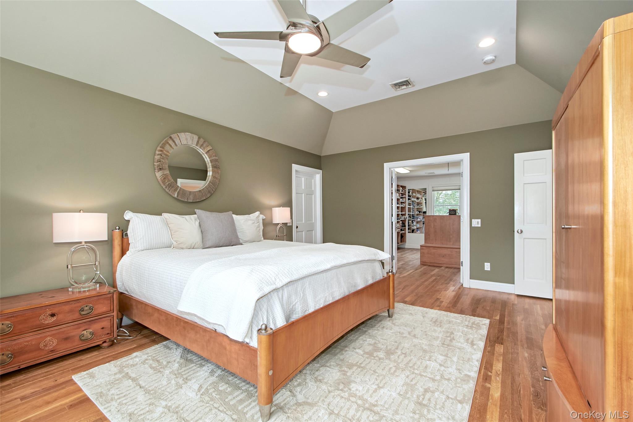 Chappaqua, New York 10514, United States, 4 Bedrooms Bedrooms, ,5 BathroomsBathrooms,Residential,Active,182158