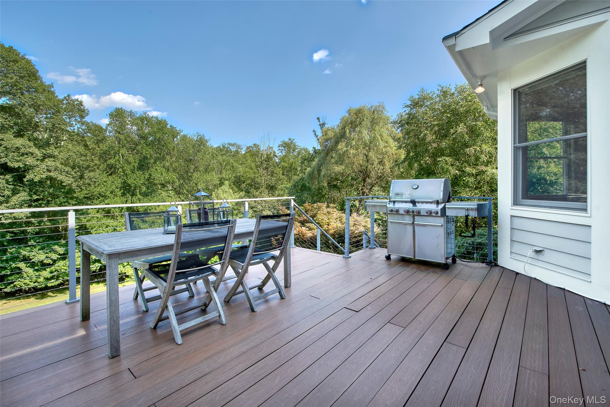 Chappaqua, New York 10514, United States, 4 Bedrooms Bedrooms, ,5 BathroomsBathrooms,Residential,Active,182158