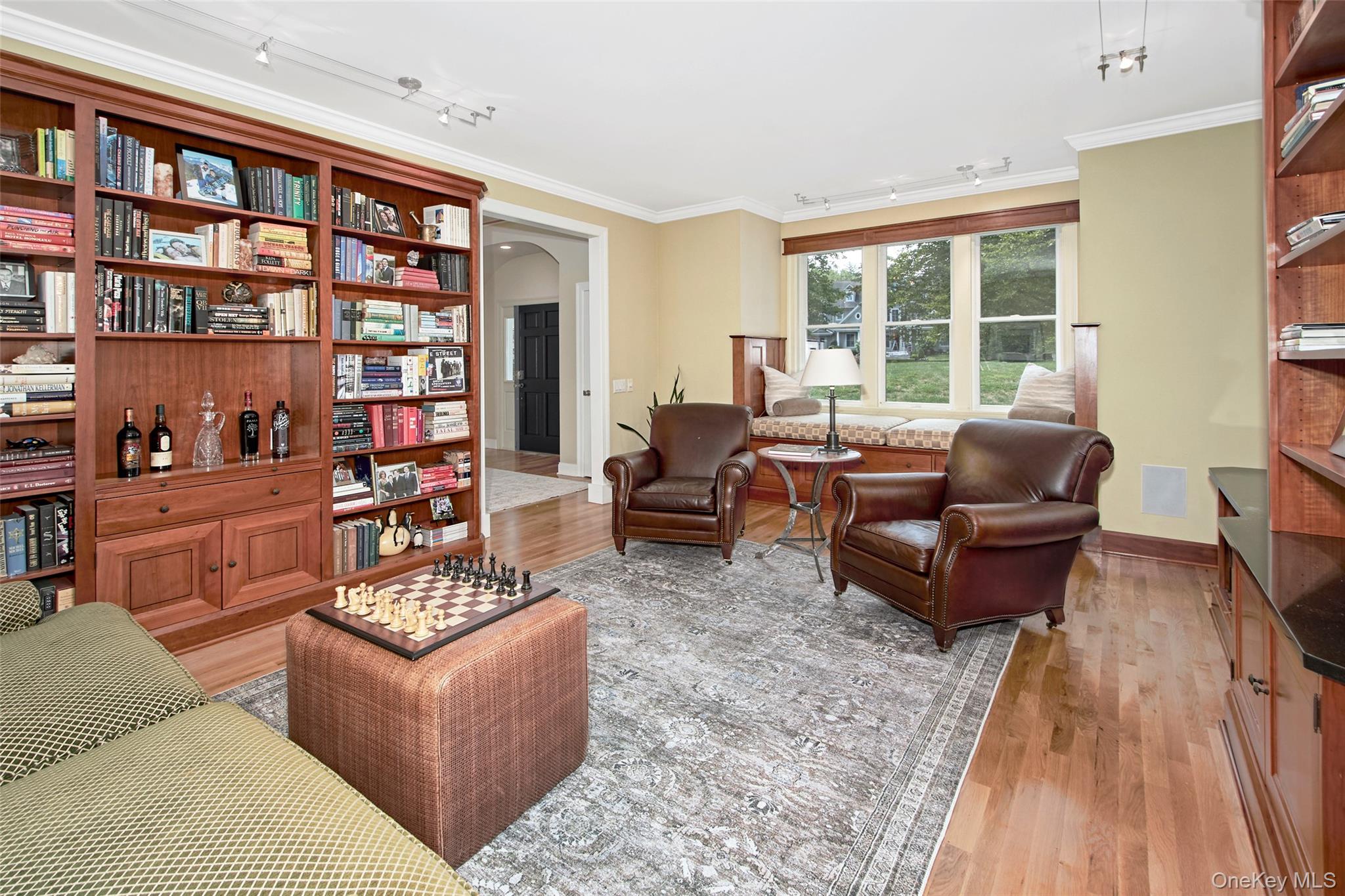 Chappaqua, New York 10514, United States, 4 Bedrooms Bedrooms, ,5 BathroomsBathrooms,Residential,Active,182158