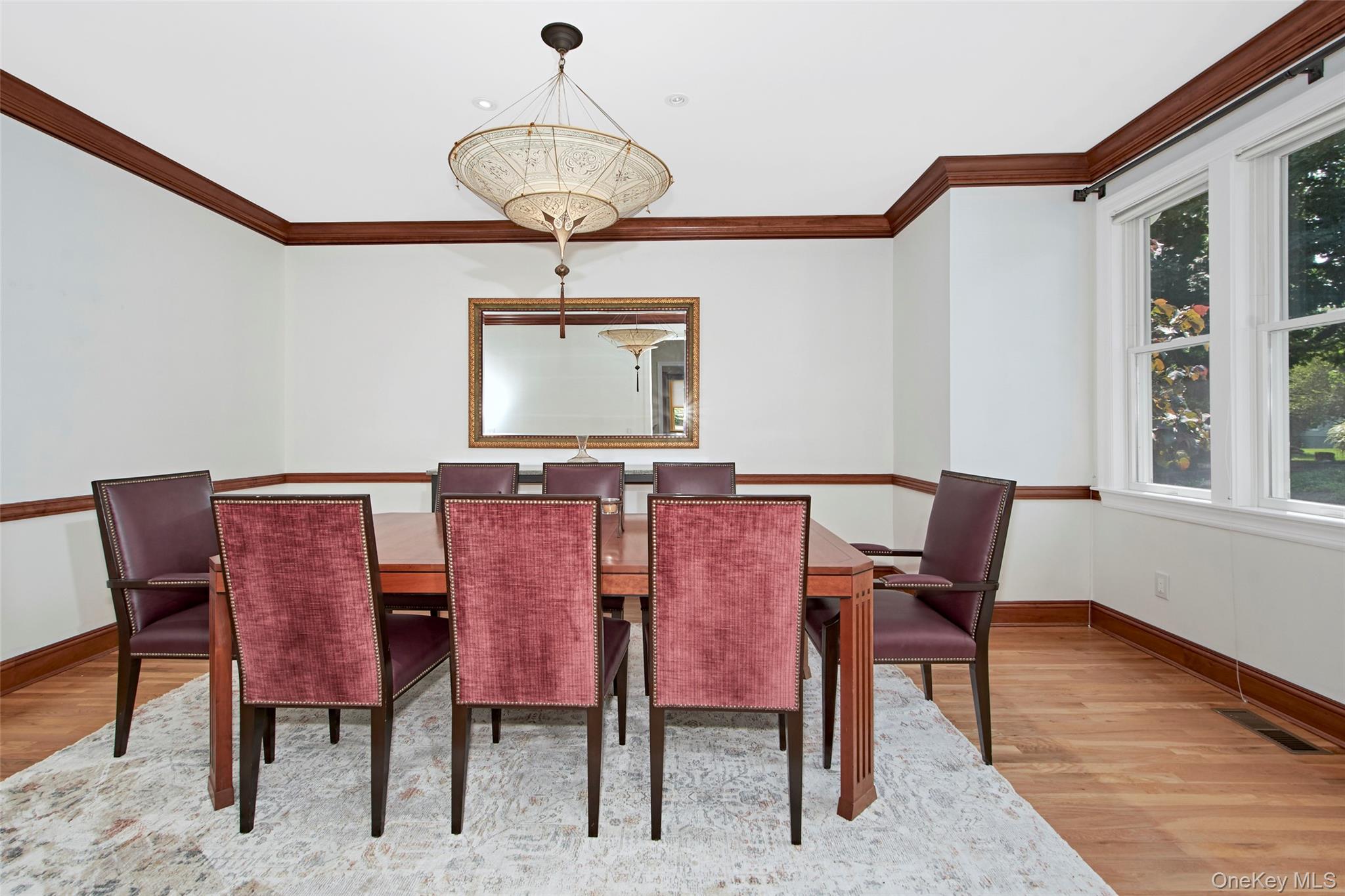 Chappaqua, New York 10514, United States, 4 Bedrooms Bedrooms, ,5 BathroomsBathrooms,Residential,Active,182158