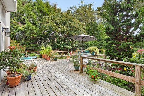 4528 Noyac Road Sag Harbor NY 11963