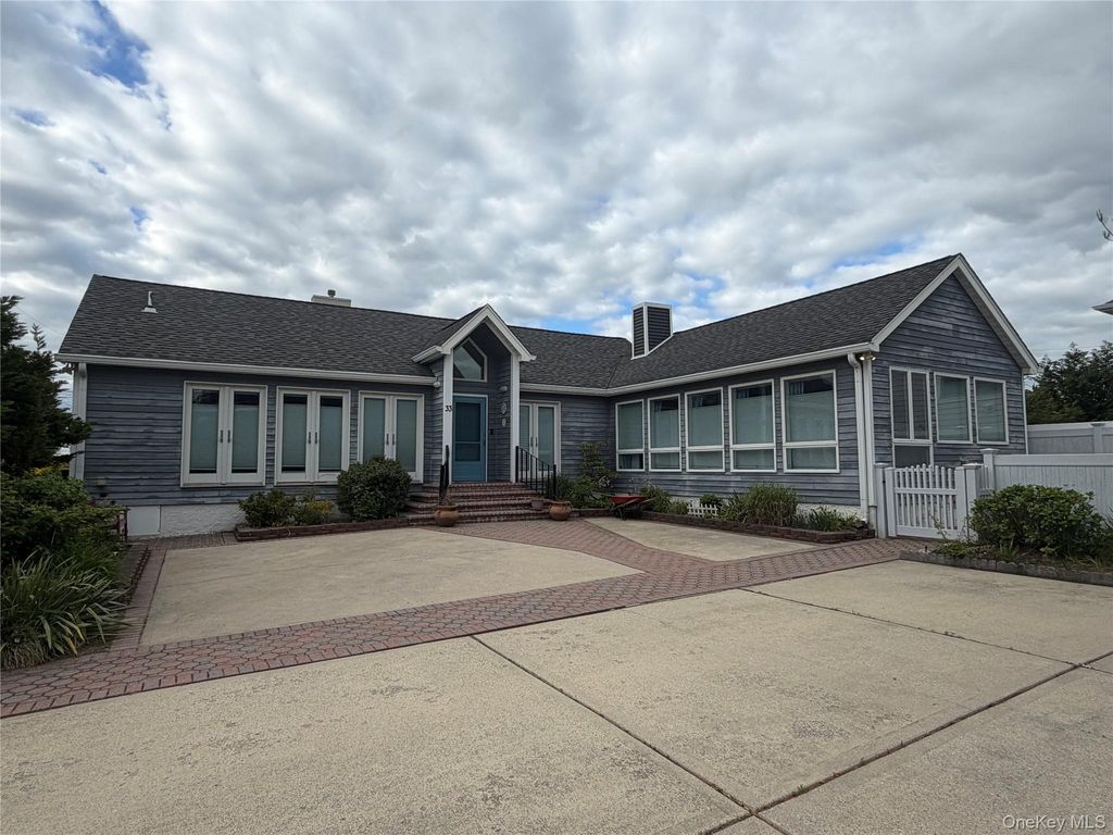 Photo of 33 Bath Street, Lido Beach, NY 11561 (MLS # 1000703)