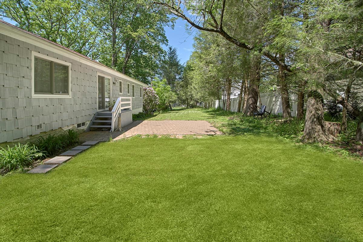 Mount Kisco, New York 10549, United States, 3 Bedrooms Bedrooms, ,2 BathroomsBathrooms,Residential,Coming Soon,140432