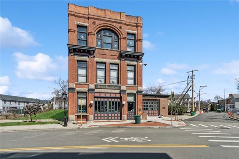 162 Main Street Beacon NY 12508