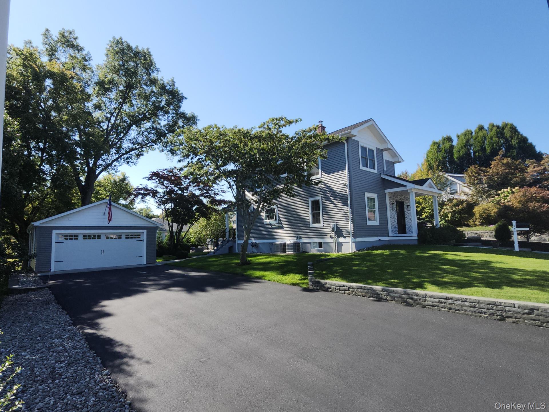 215 Catherine Street