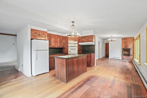 Tiny photo for 9 Old Corner Road, Bedford, NY 10506 (MLS # 917089)