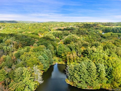 Tiny photo for 9 Old Corner Road, Bedford, NY 10506 (MLS # 917089)