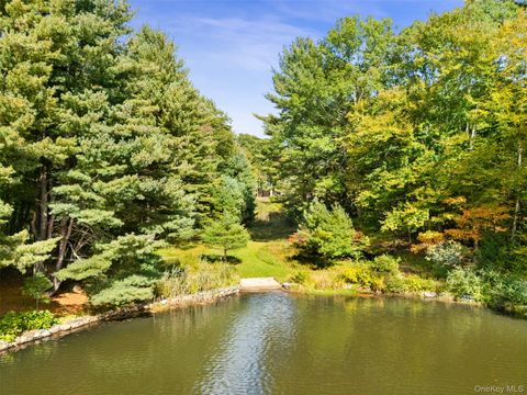 Tiny photo for 9 Old Corner Road, Bedford, NY 10506 (MLS # 917089)