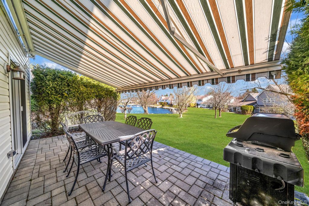 Photo of 229 Erik Drive, East Setauket, NY 11733 (MLS # 982522)